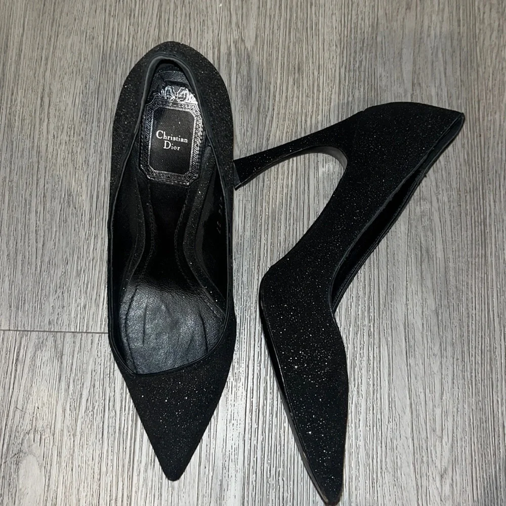 Authentic Christian Dior Heels comes with shoe dust bag.